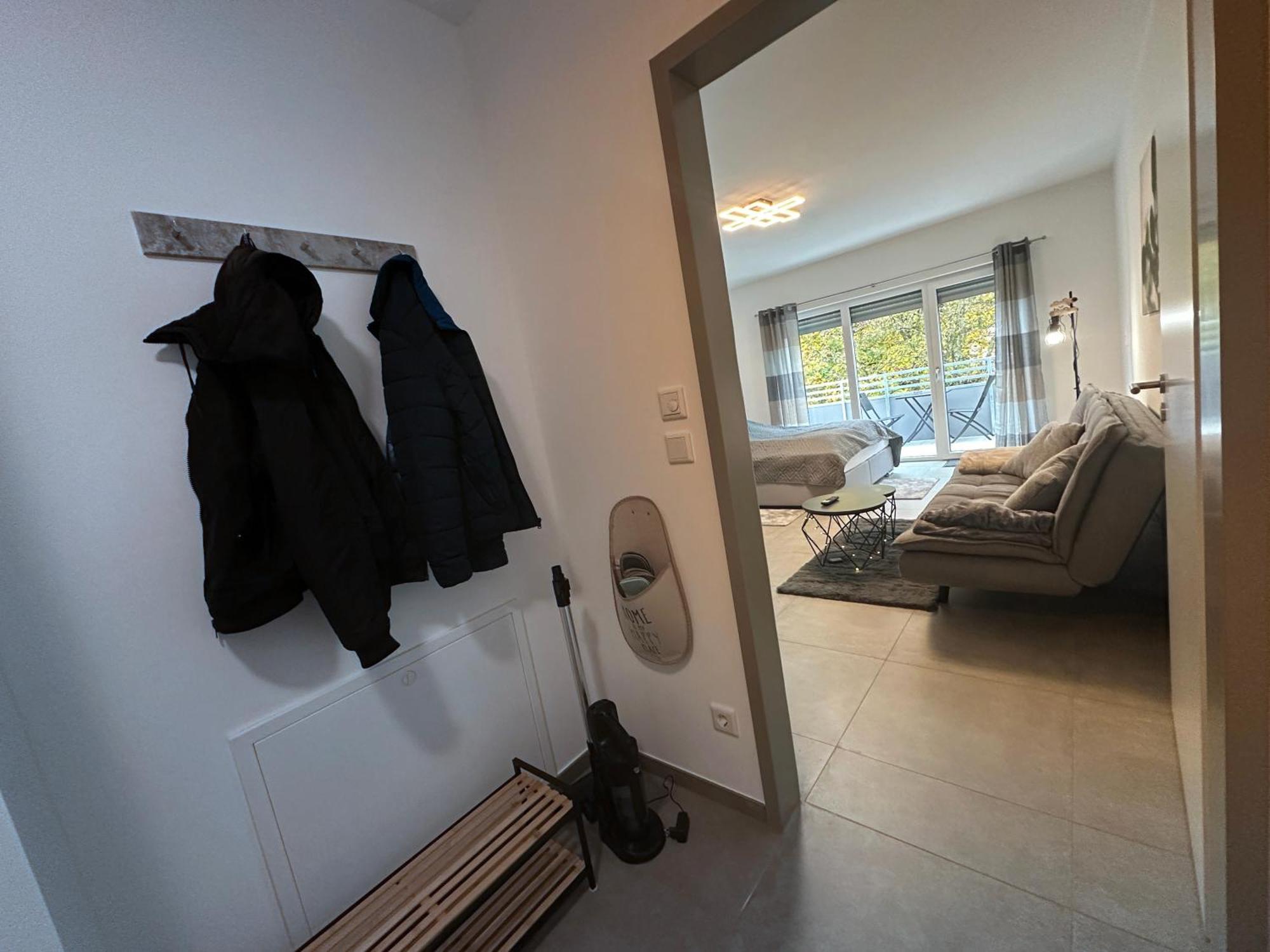 Modernes Apartment In Guter Lage Инголщат Екстериор снимка